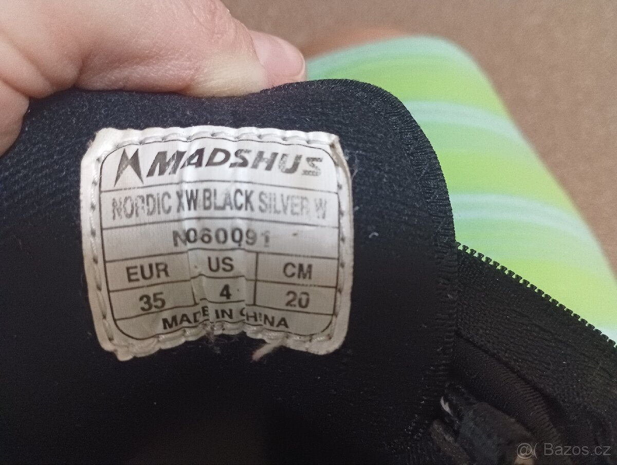 Prodam detske boty na bezky vel. 35 - 5