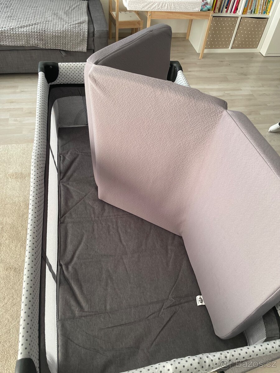 Cestovní postýlka - 5