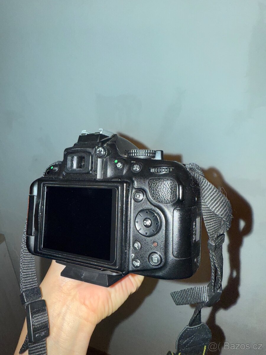 Nikon D5200 + 18-105 VR Kit - 5