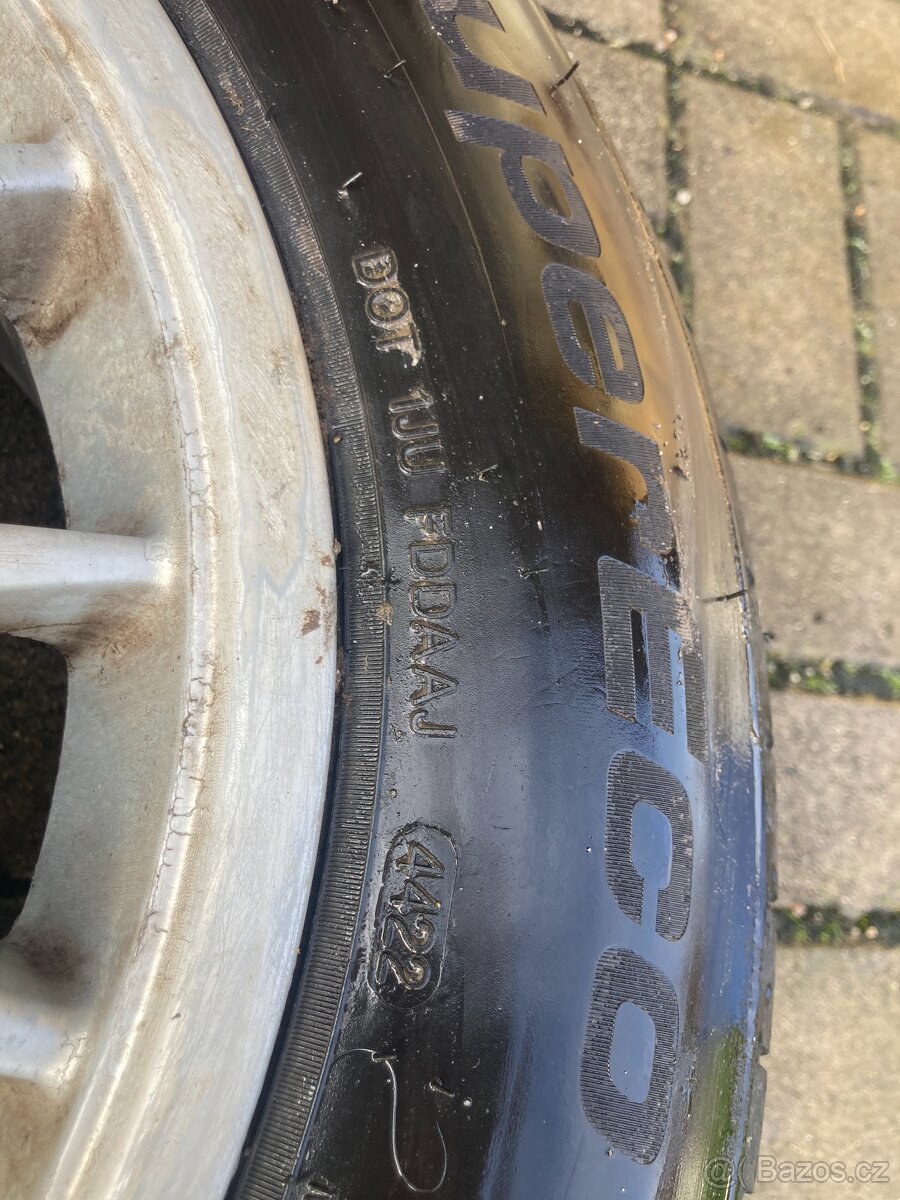 Alu kola R15 - 5×100 a 5×108 -dvouroztečová + pneu - 5