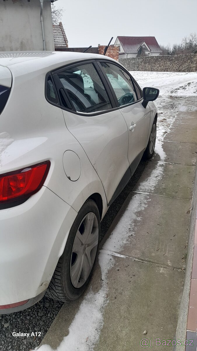 Renault Clio - 5