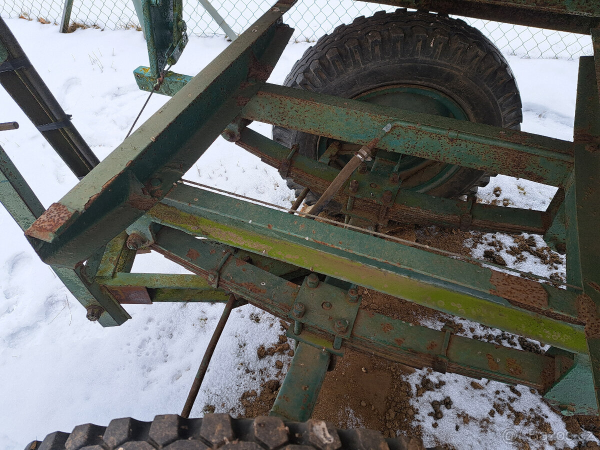 Valník za traktor 3,5 t - 5