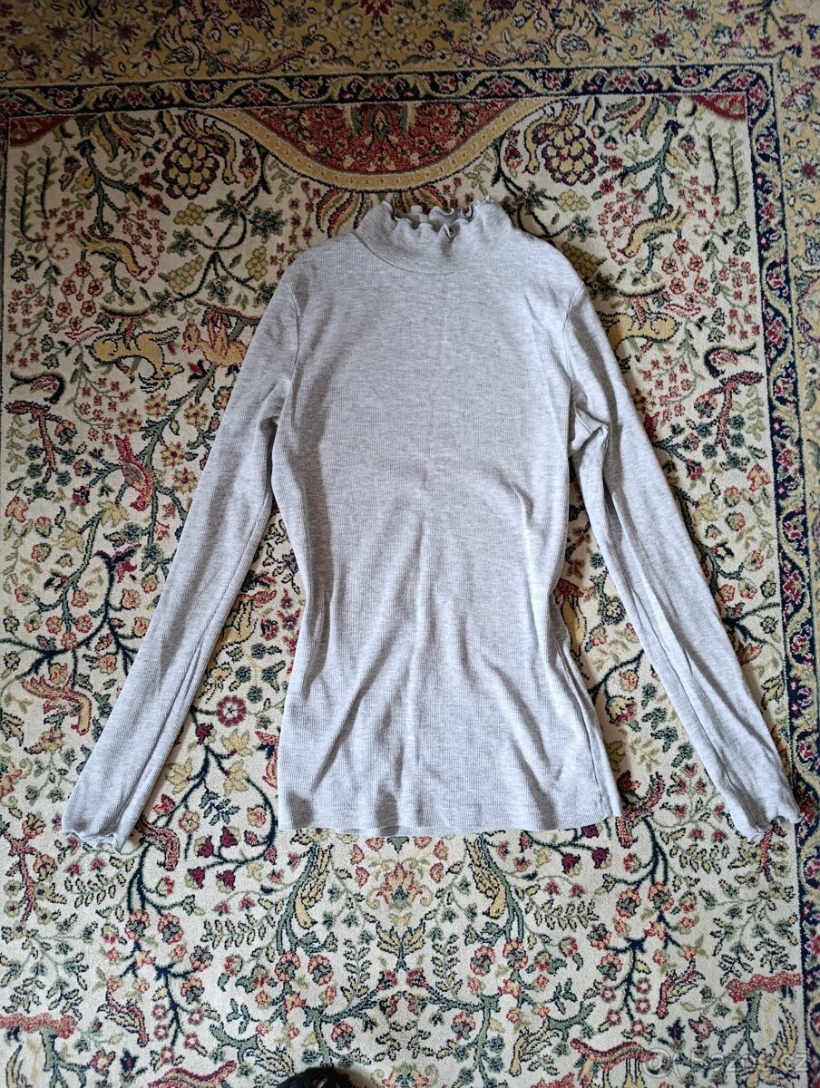 Dámské oblečení, trička, halenky velikost S - 5