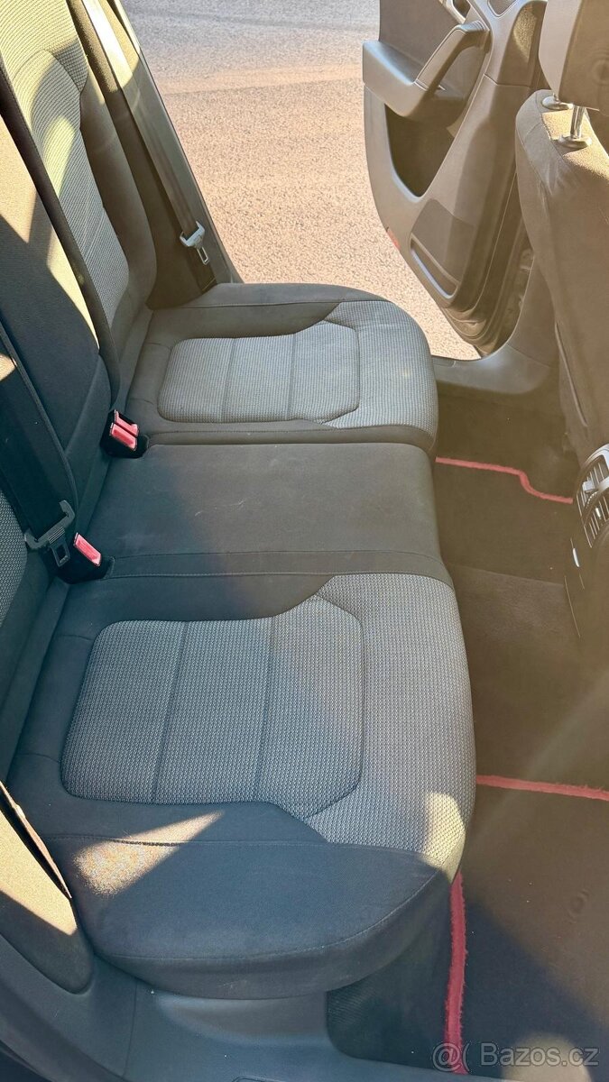 Prodám VW Passat B7 - 5