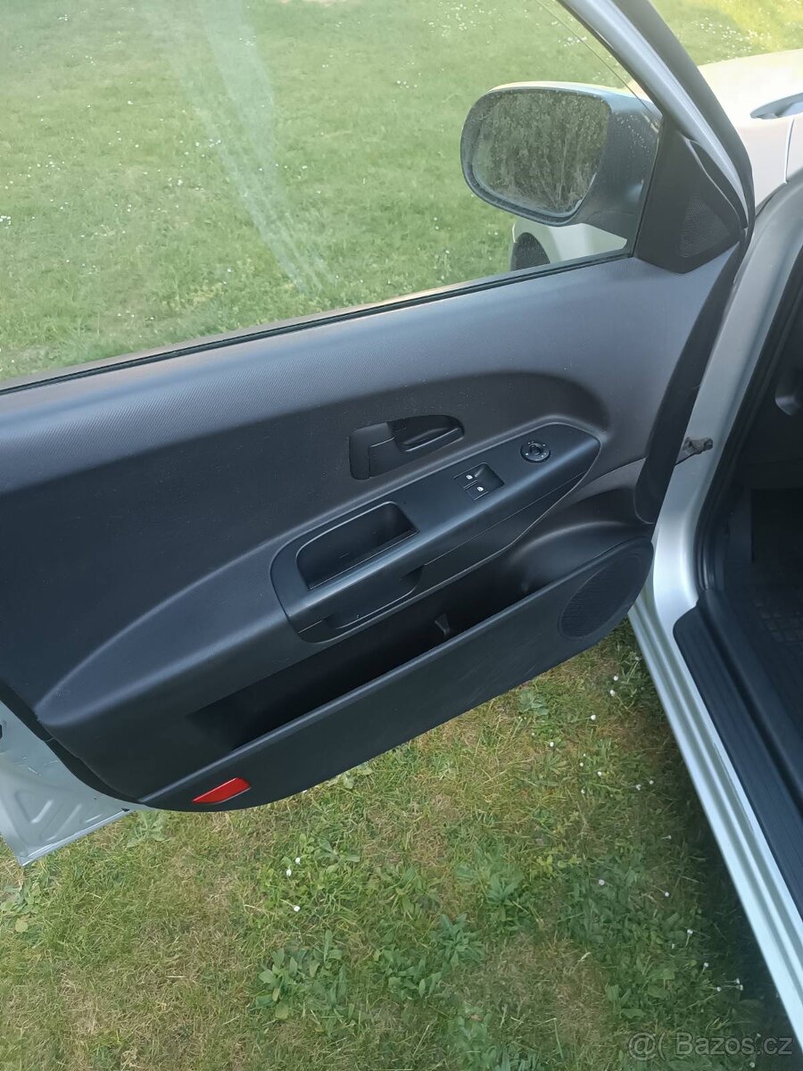Kia Ceed 2010, 1.6 benzin - 5