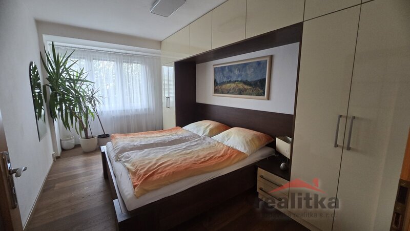 REZERVACEProdej krásného bytu 3+1, 70m2, s balkónem, O - 5