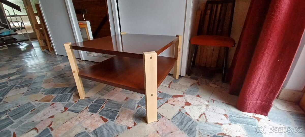 Konferenční stolek starší - 5