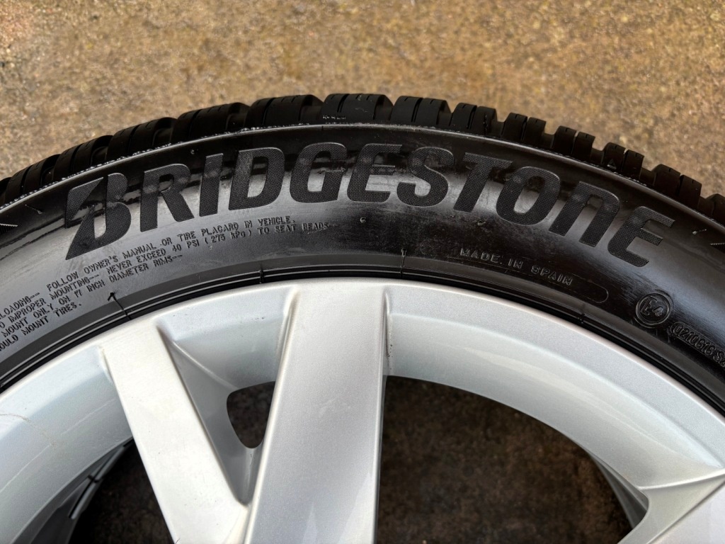 Prodám zánovní zimní alu sadu 17" Škoda Octavia IV - 5