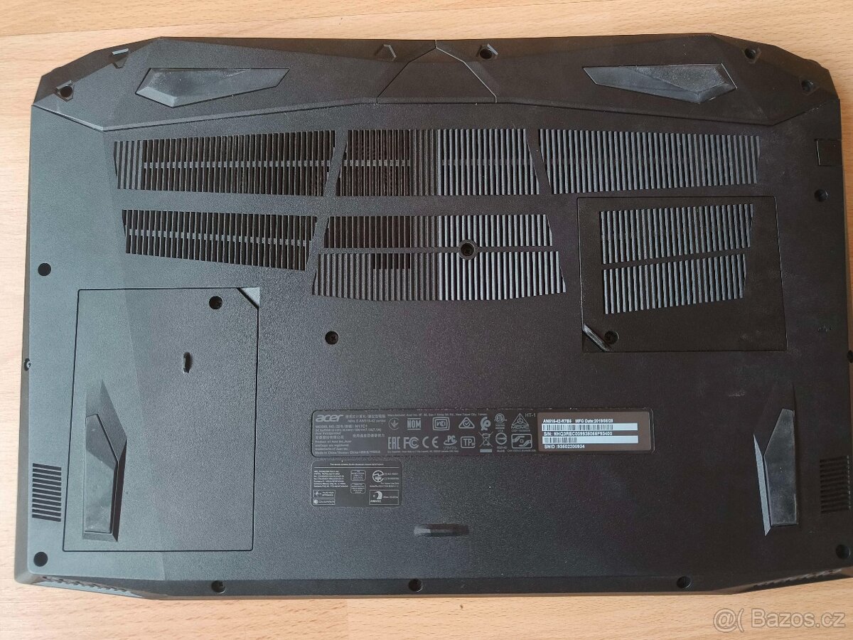 Acer Nitro AN515-42 - 5