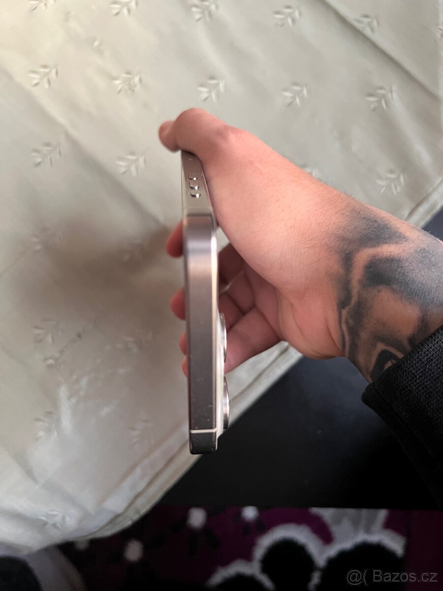 iPhone 15 pro Max - 5