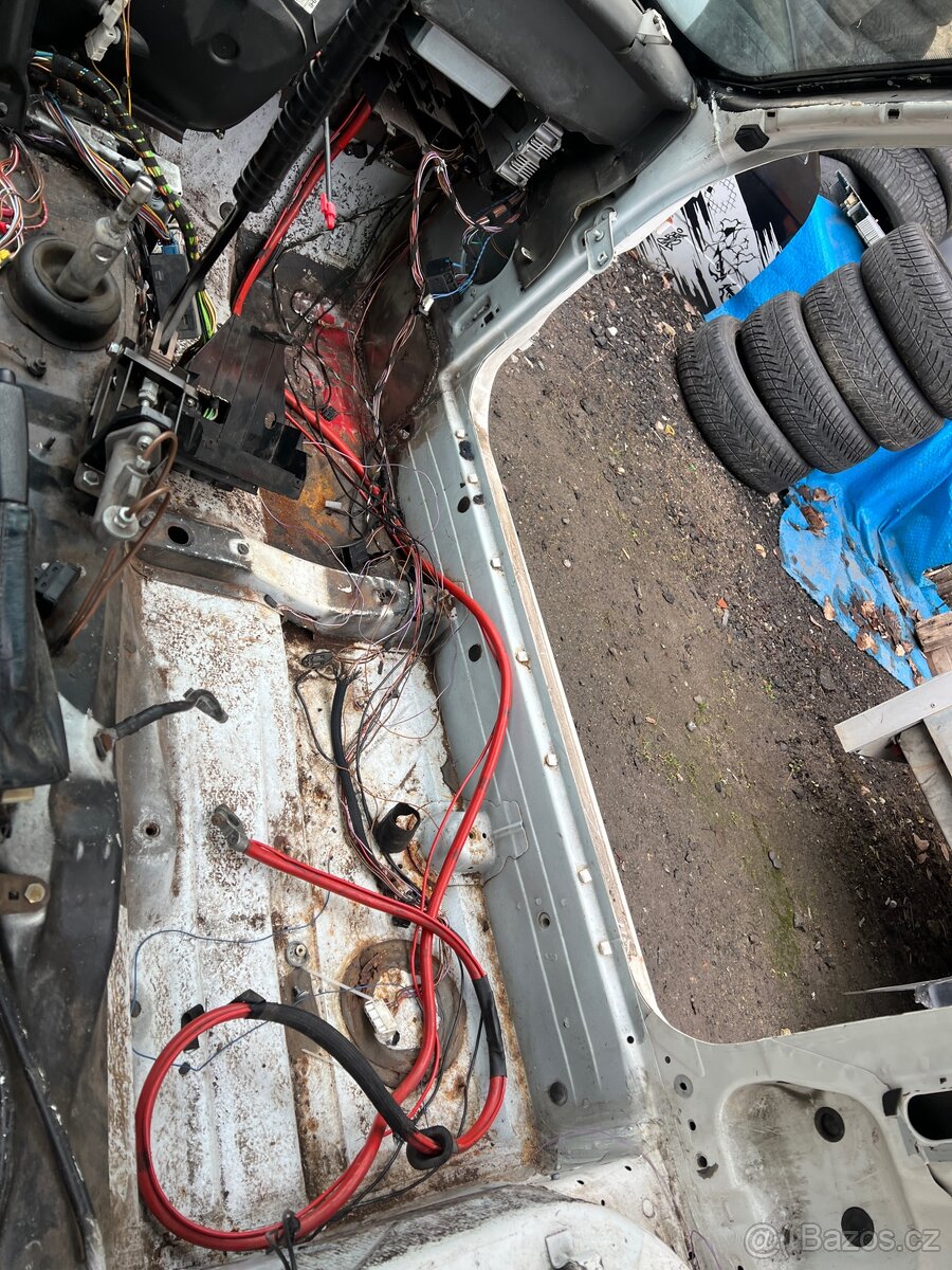 BMW e36 Coupe karoserie - 5