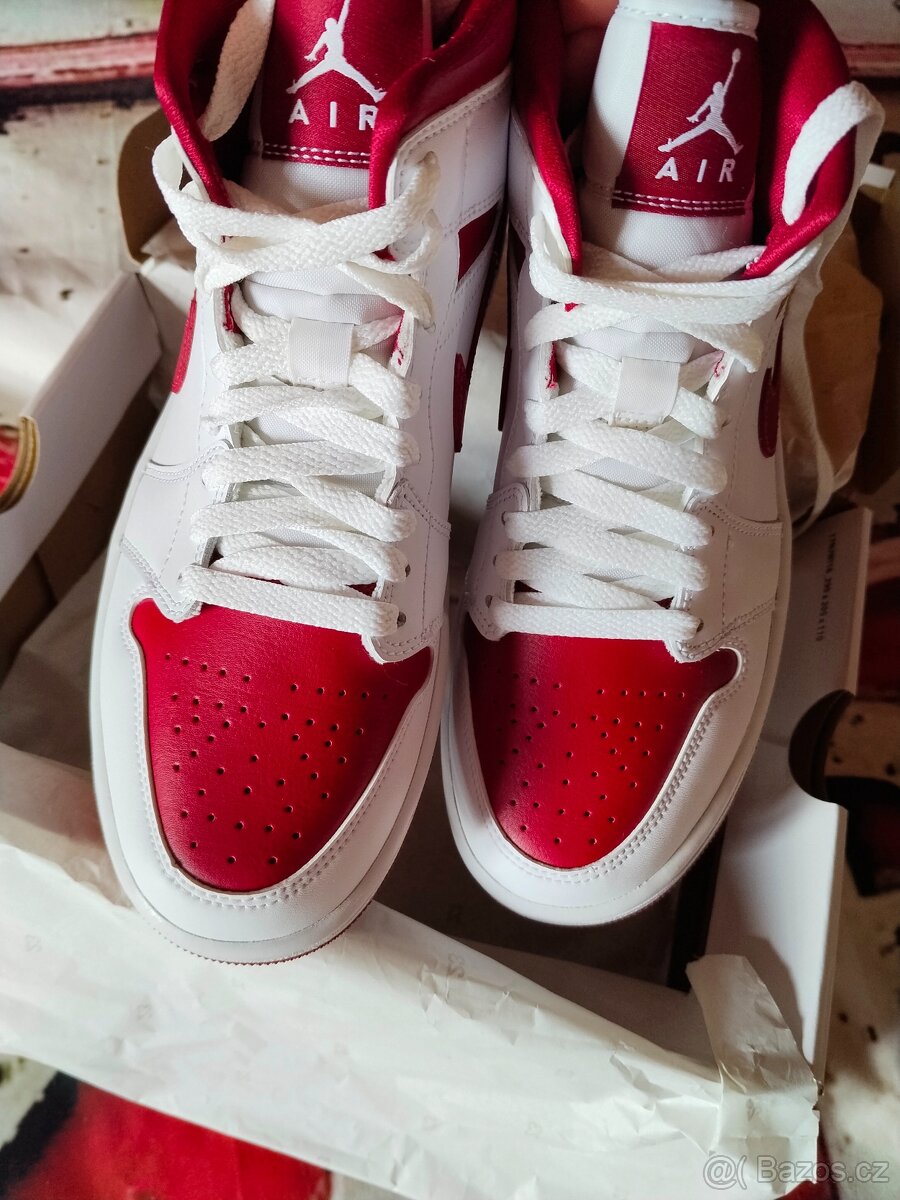 Air Jordan 1 Mid Reverse Chicago (W) - 5