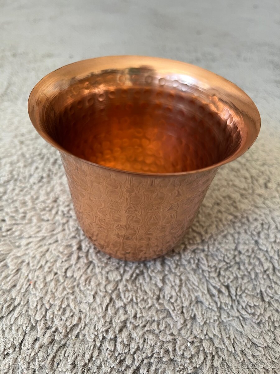 Doplňky v měděné barvě - 5