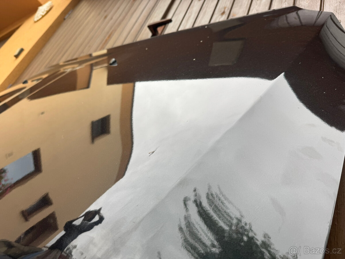 Kapota na DODGE Durango