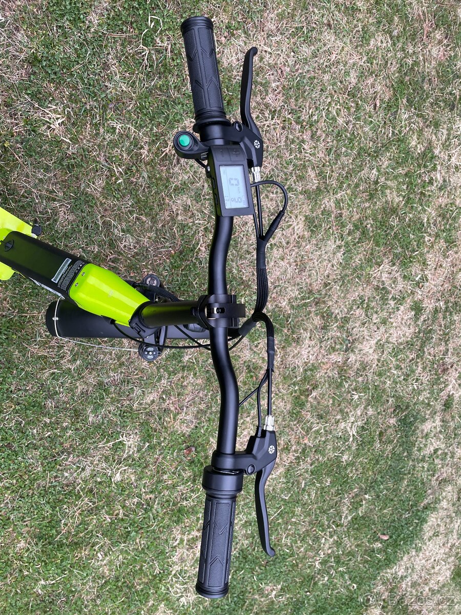 Elektrická koloběžka X-Scooters XT08 Výprodej - 5