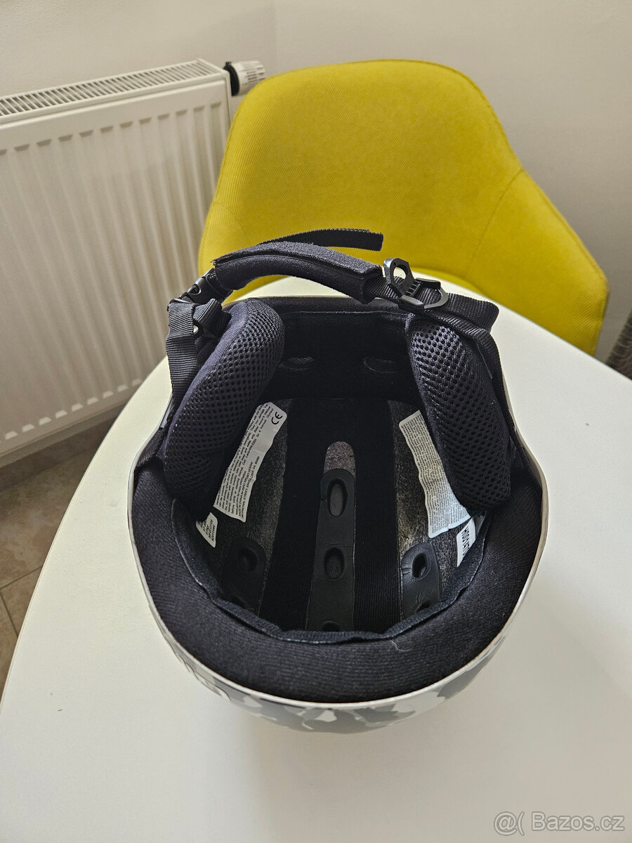 Lyžařská přilba GIRO - 5