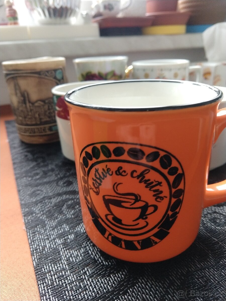 Prodám hrnečky a mlékárničky. - 5