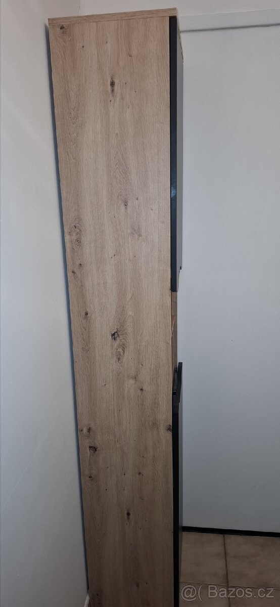 Vysoká koupelnová skříň Nová - 5