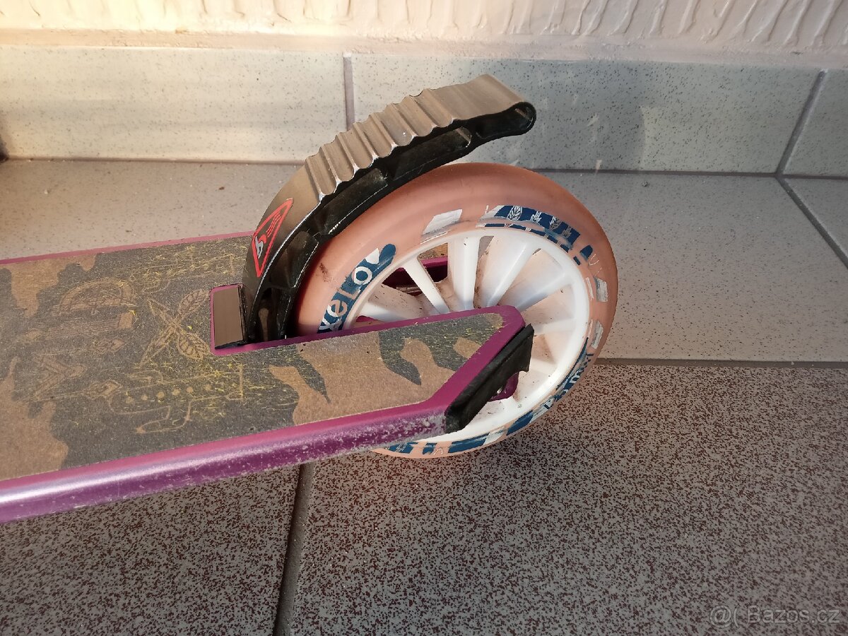 Dětská koloběžka - 5