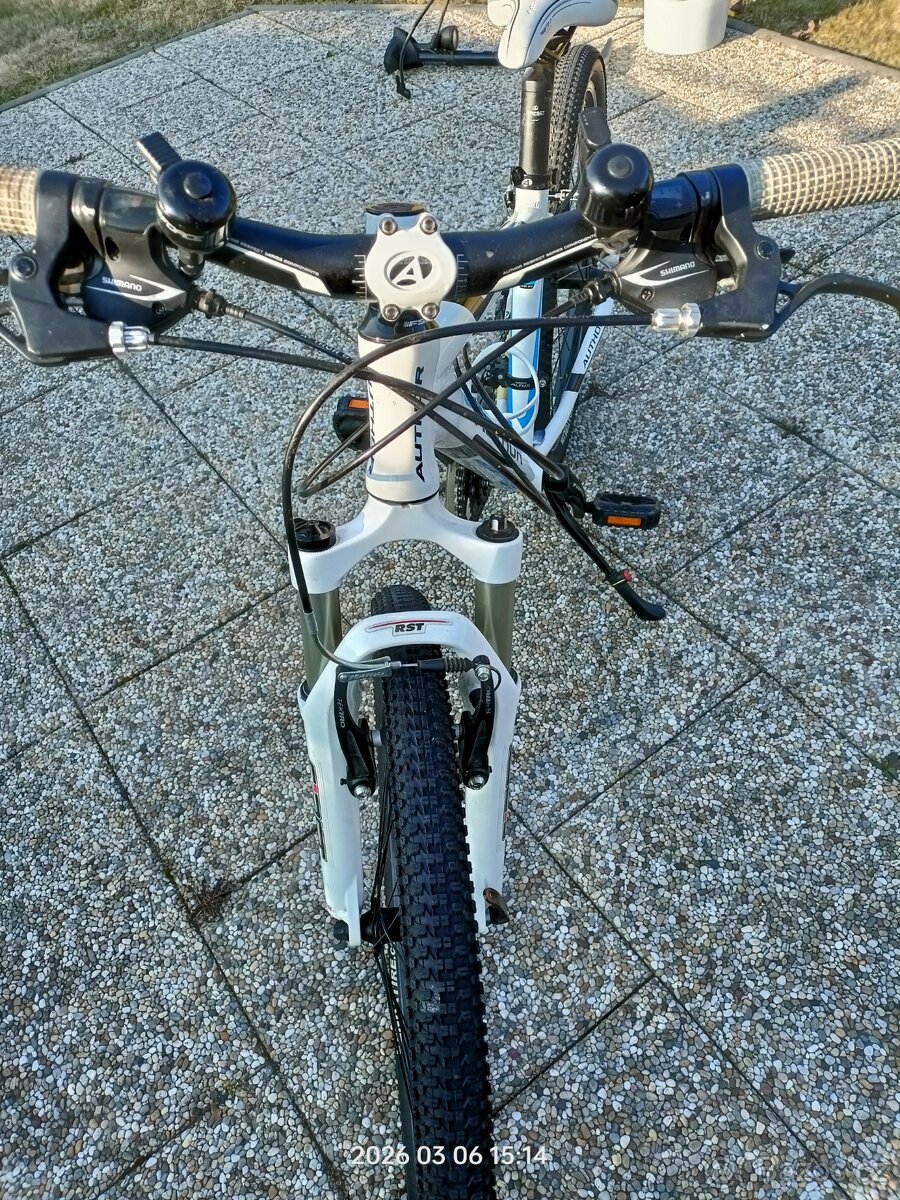 Kolo Author SONIC ( Rám 14" - Kola 24" ) - 5