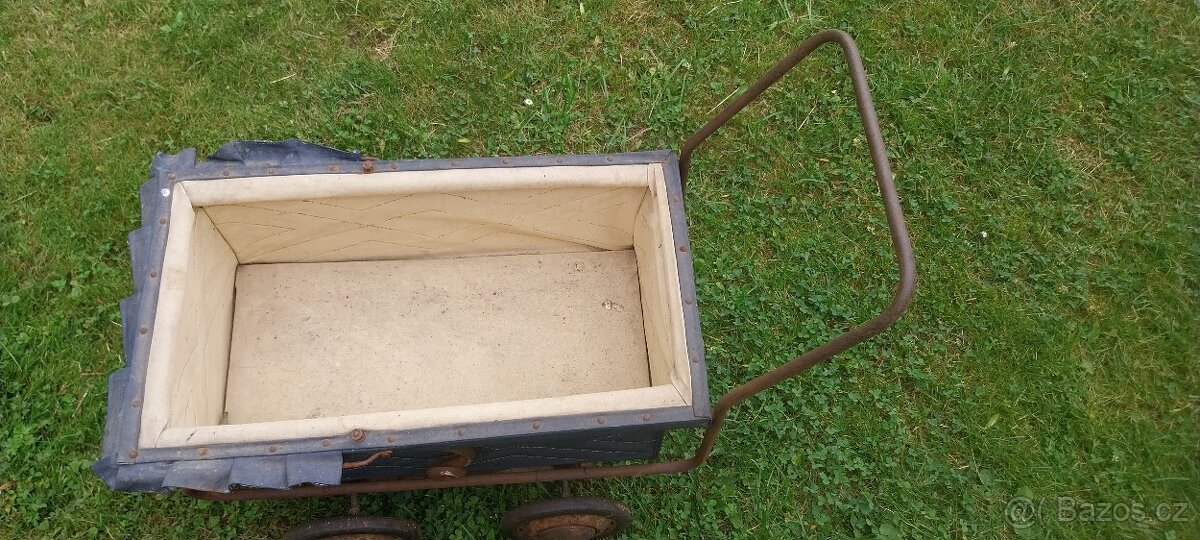 Starý kočárek - 5