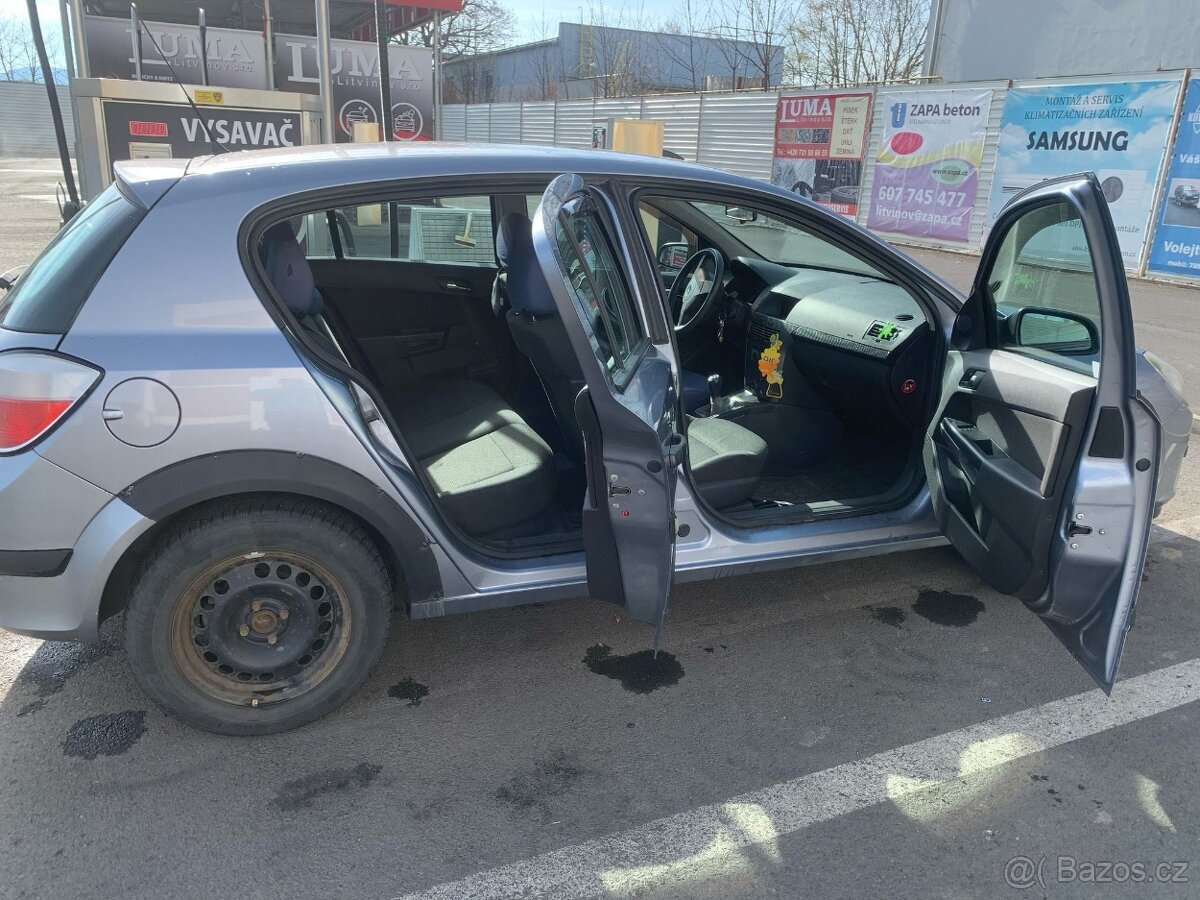 Prodam Opel Astra H 1.6 77kw - 5