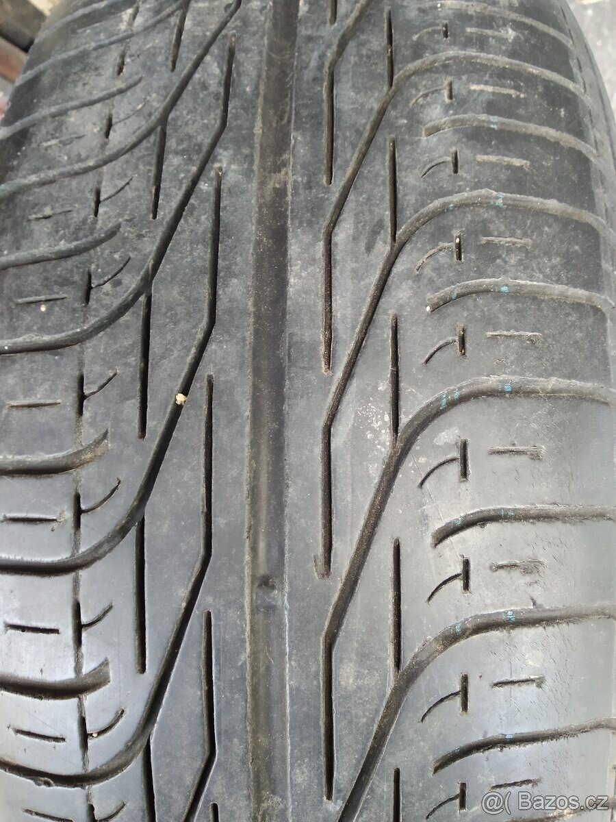 Prodám, 1 kus ,alu disk Mercedes 205/60 r15 ET 41 , rezerva - 5