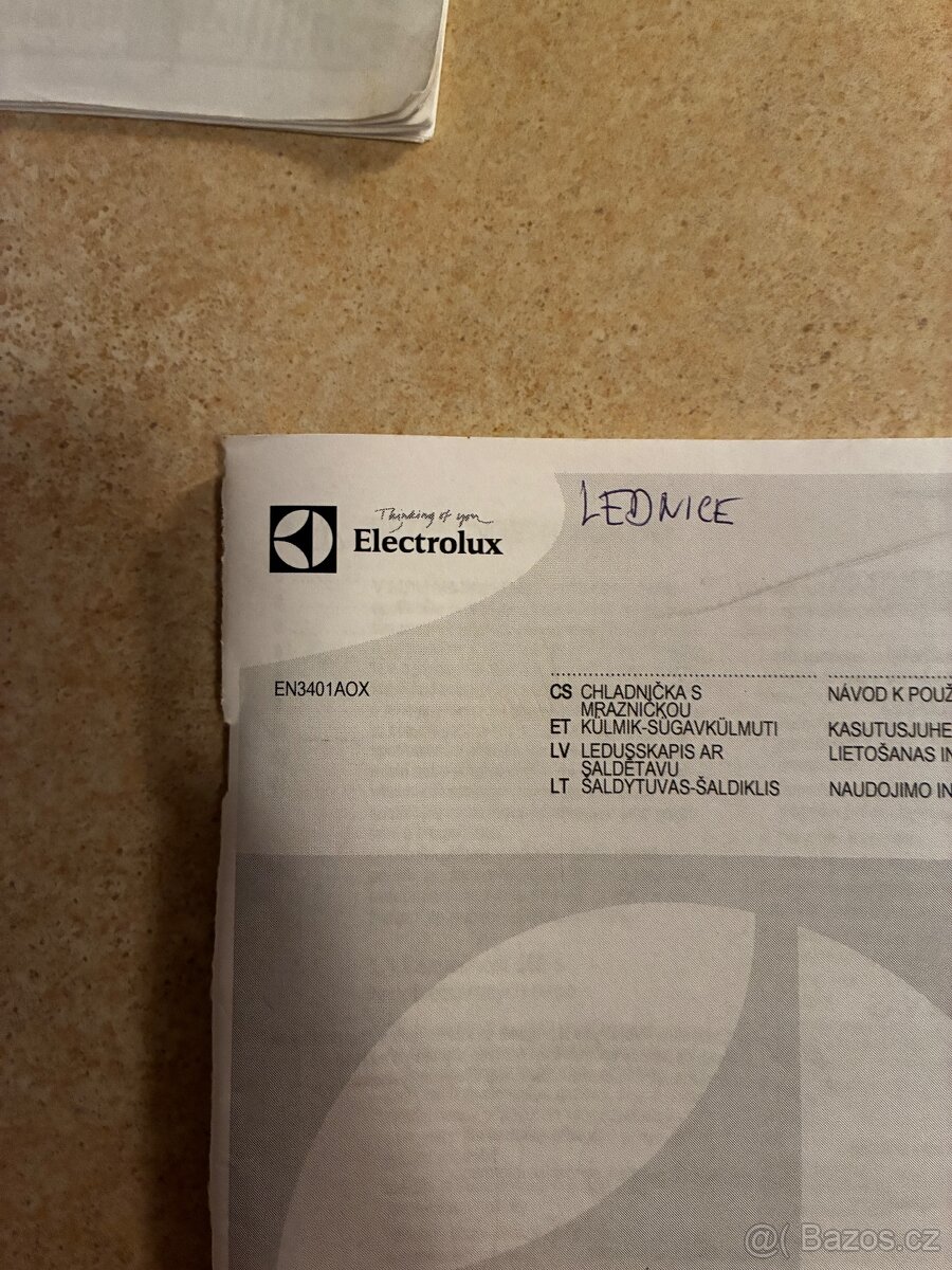 Lednice s mrazákem Electrolux - 5