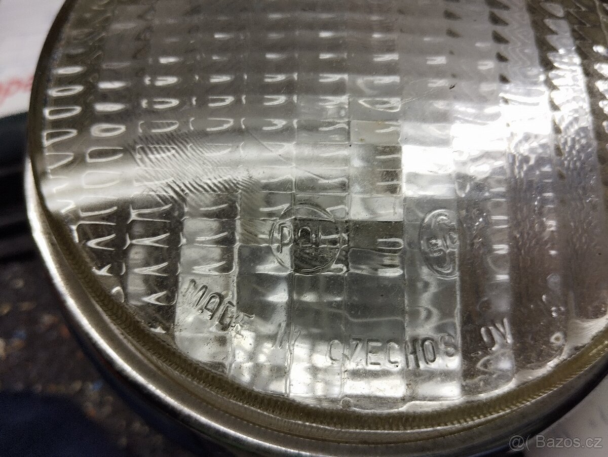 Přídavné světlo s krytem halogen - 5