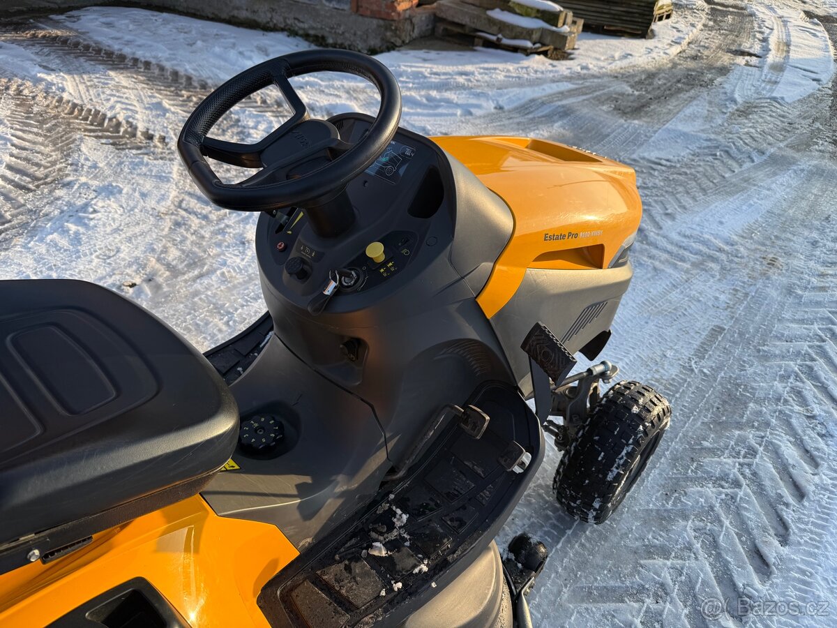 Prodám zahradní traktor Stiga 4x4 - 5