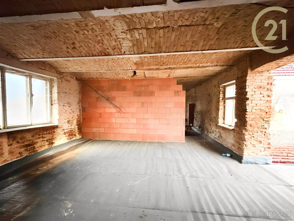 Samostatný RD, obec Hněvkovice, zahrada - 5