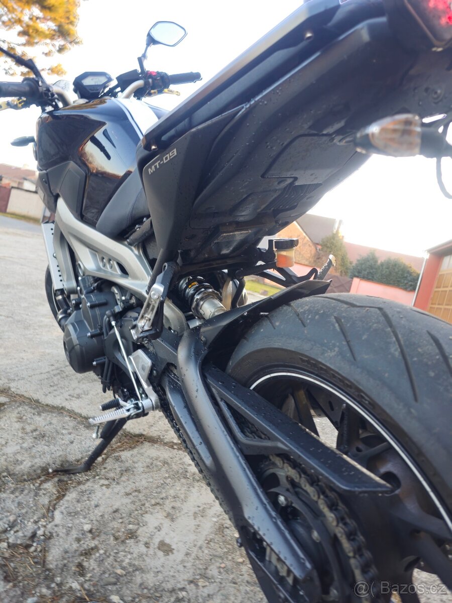 Yamaha mt09 - 5