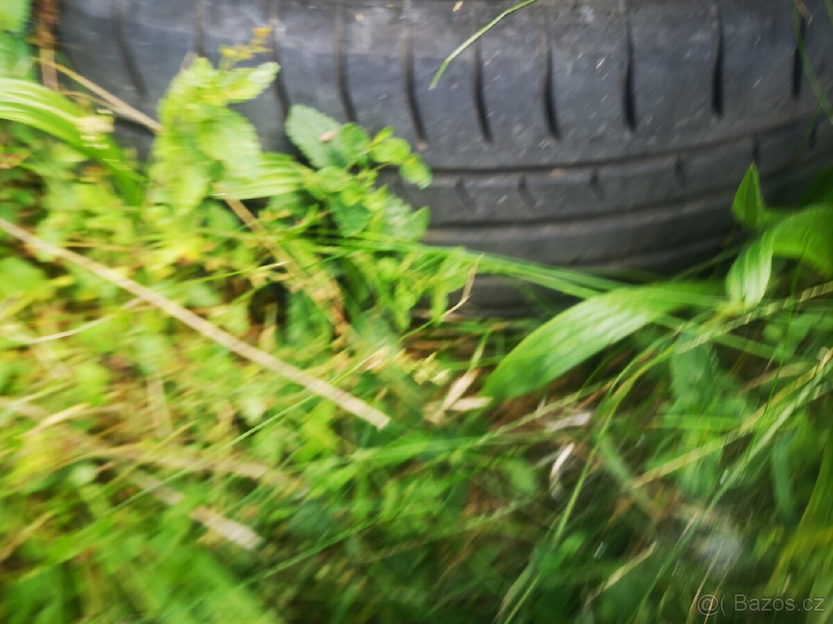 Prodám elektrony i s pneu na Nissan 205/60/R16 92V - 5