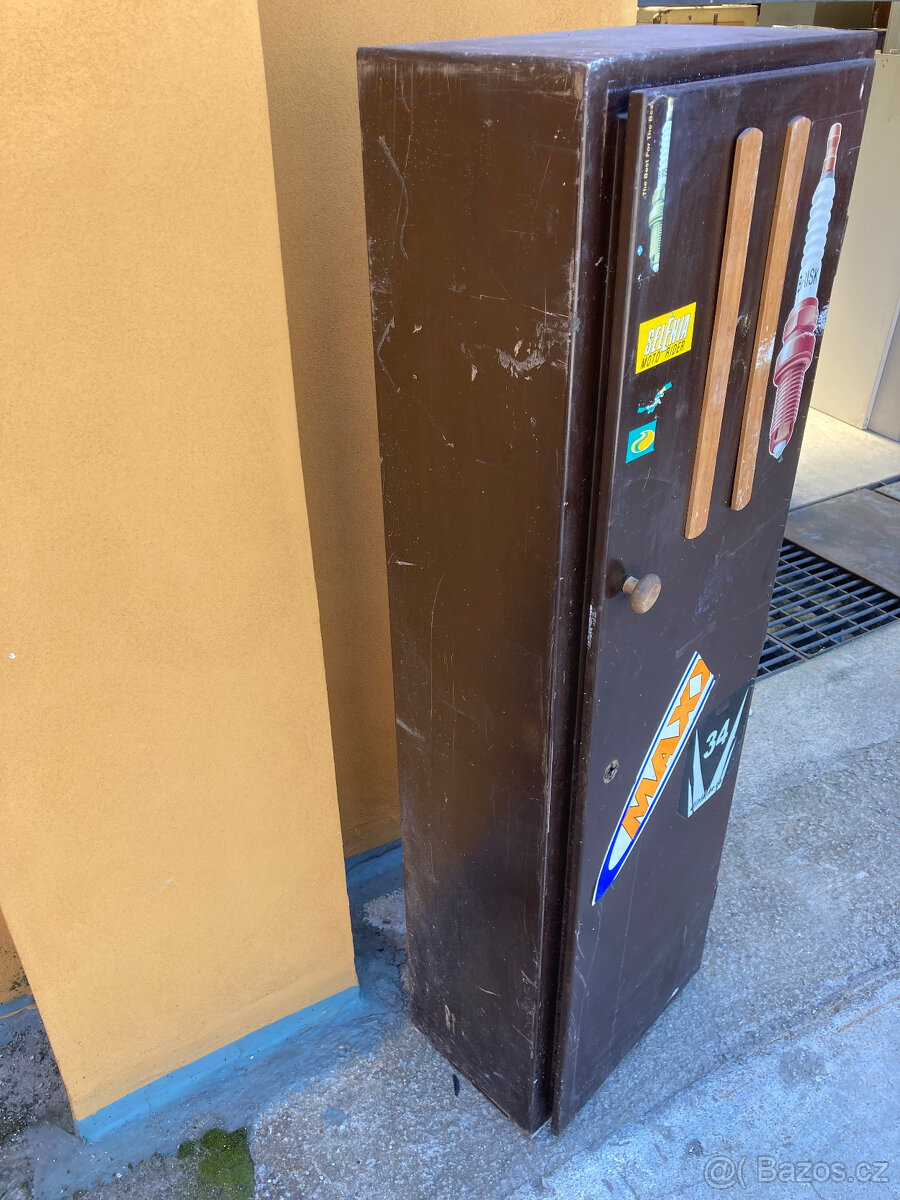 Skříň kovová, dílenská, na zbraně i jiné za 800 kč - 5
