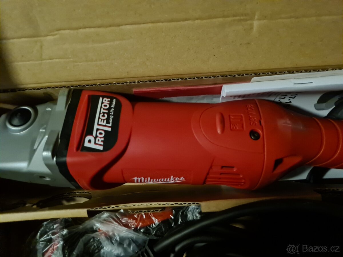 úhlová bruska AGV 15-125 - 5