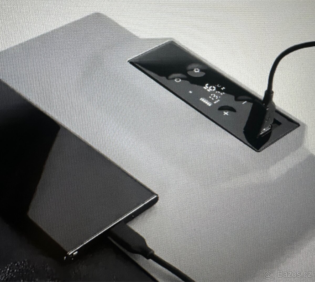 Prodám autoledničku kompresorovou 12/24V a možno i 230V - 5