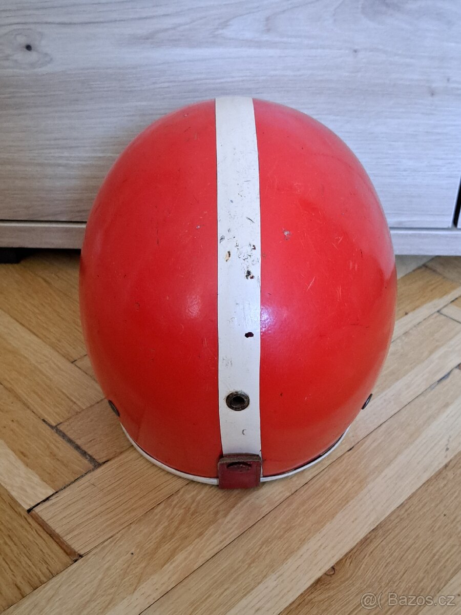 Přilba na veterána, retro přilba- KOVONA KARVINÁ- malá - 5