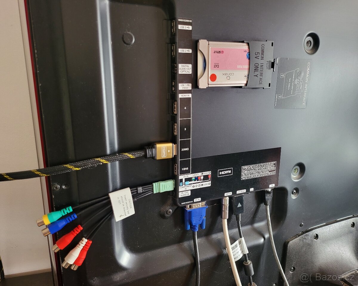 LED SMART TV SAMSUNG, typ UE40D6100SW - s příslušenstvím - 5