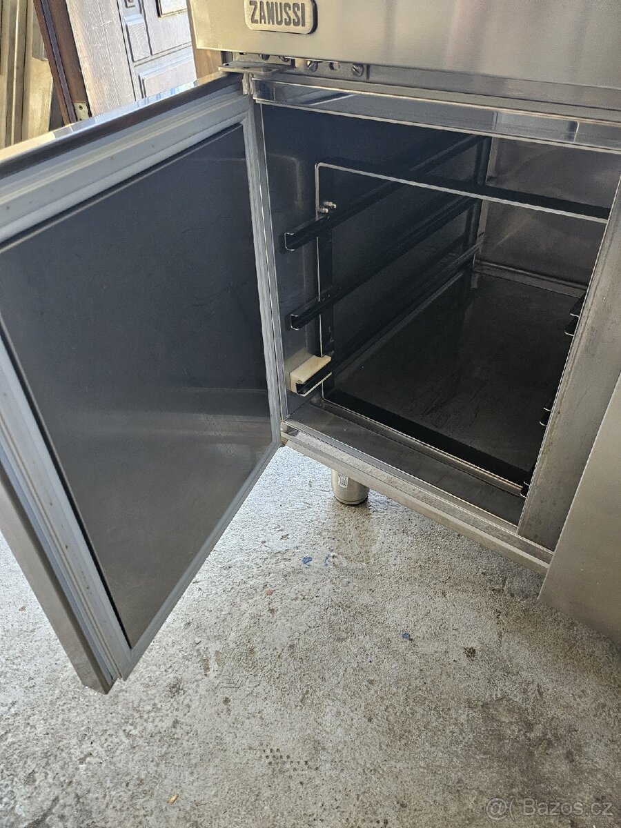 Chladící bufetový stůl Zanussi - 5