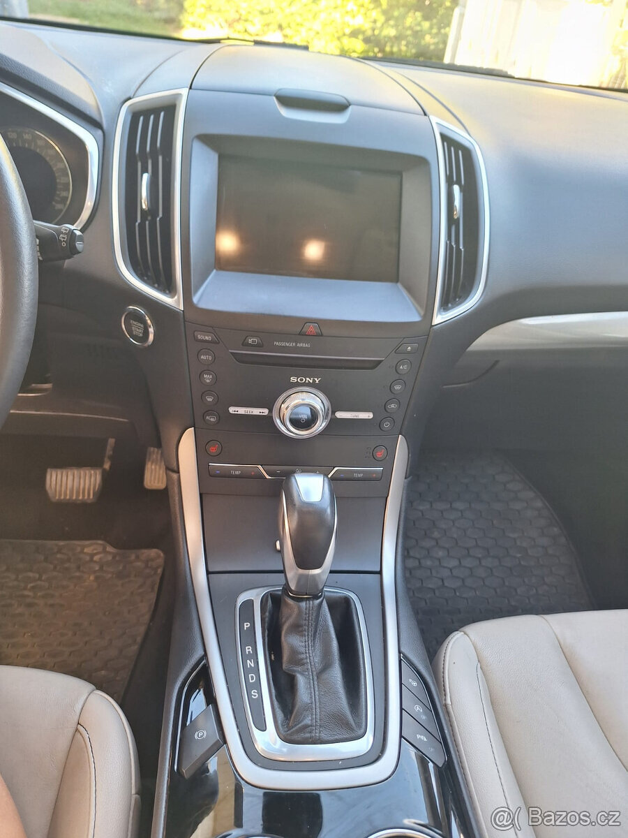 Ford S-MAX, 110 Kw, 5 míst, AUT. - 5