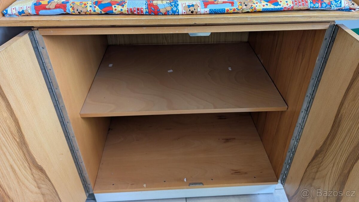 Přebalovací pult - 5