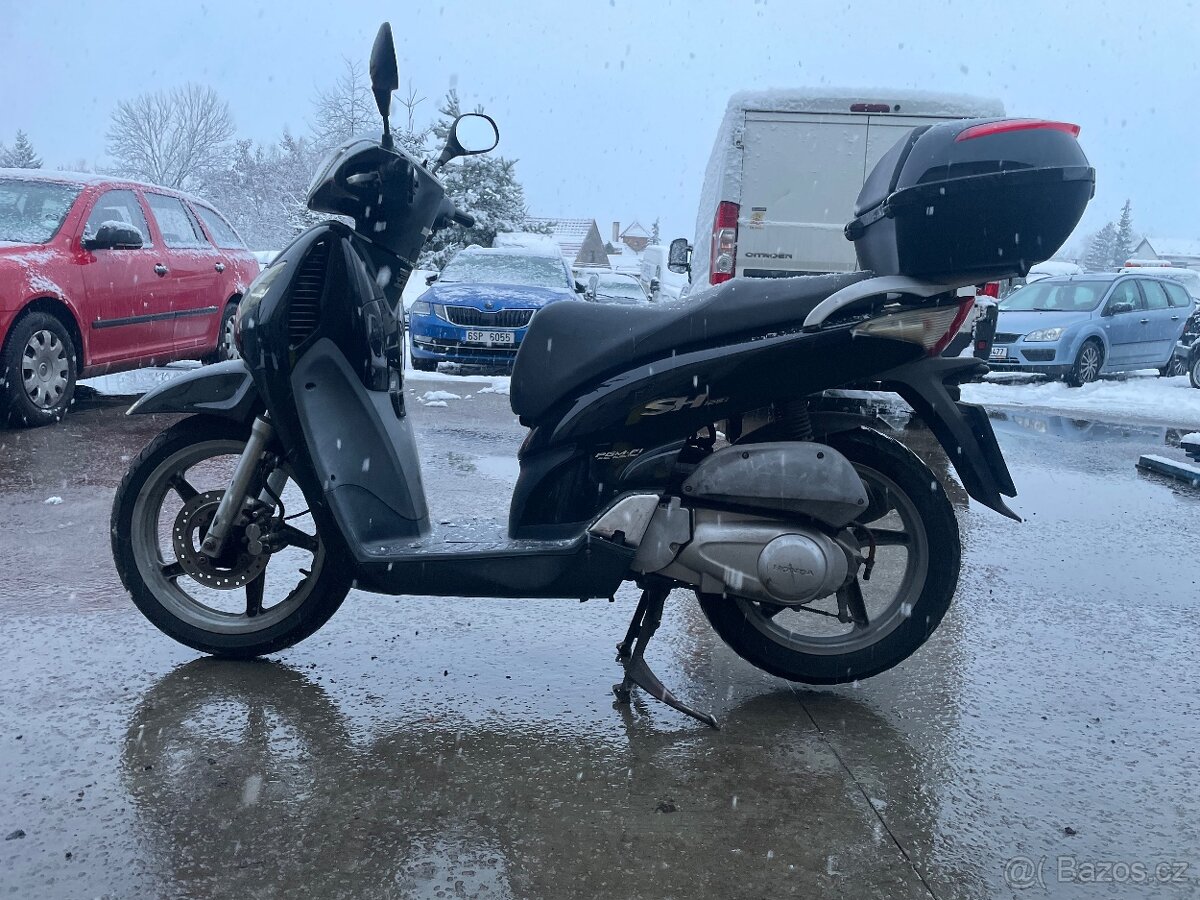 Dily Honda SH 125 i. - 5