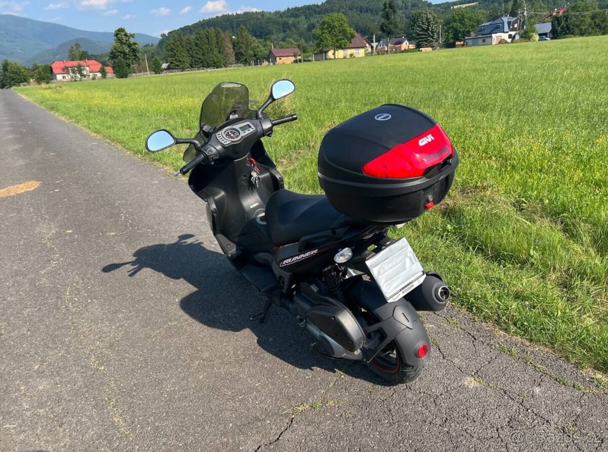 Gilera Runner 200 ST - 5