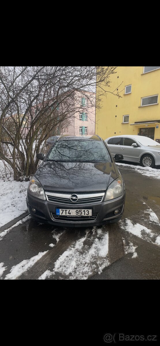 Opel Astra 2011 1.7 cdti - 5
