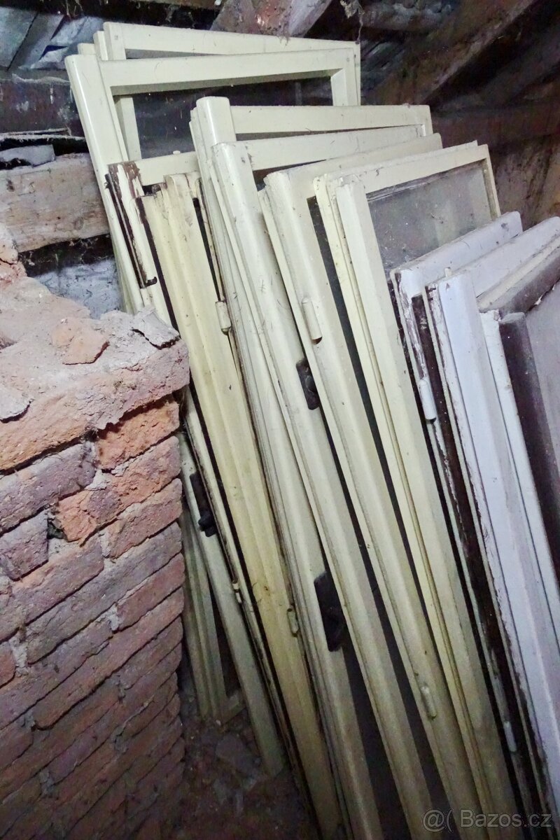 Dřevěná okna špalety 6 ks - 5