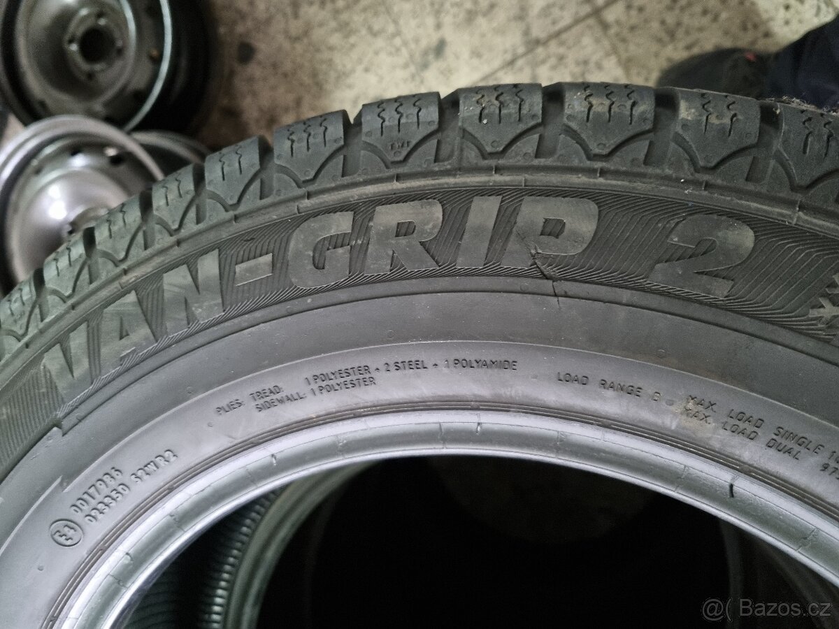 Zimní dodávkové pneumatiky Semperit 215/65 R16C - 5