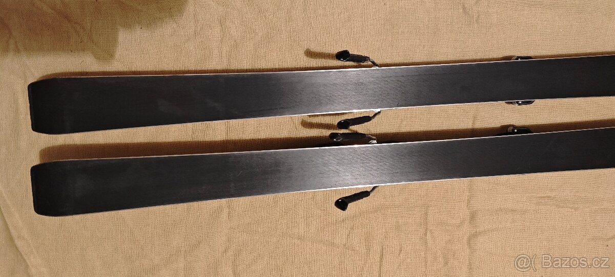 Lyže ATOMIC RACE GS 151 - 5