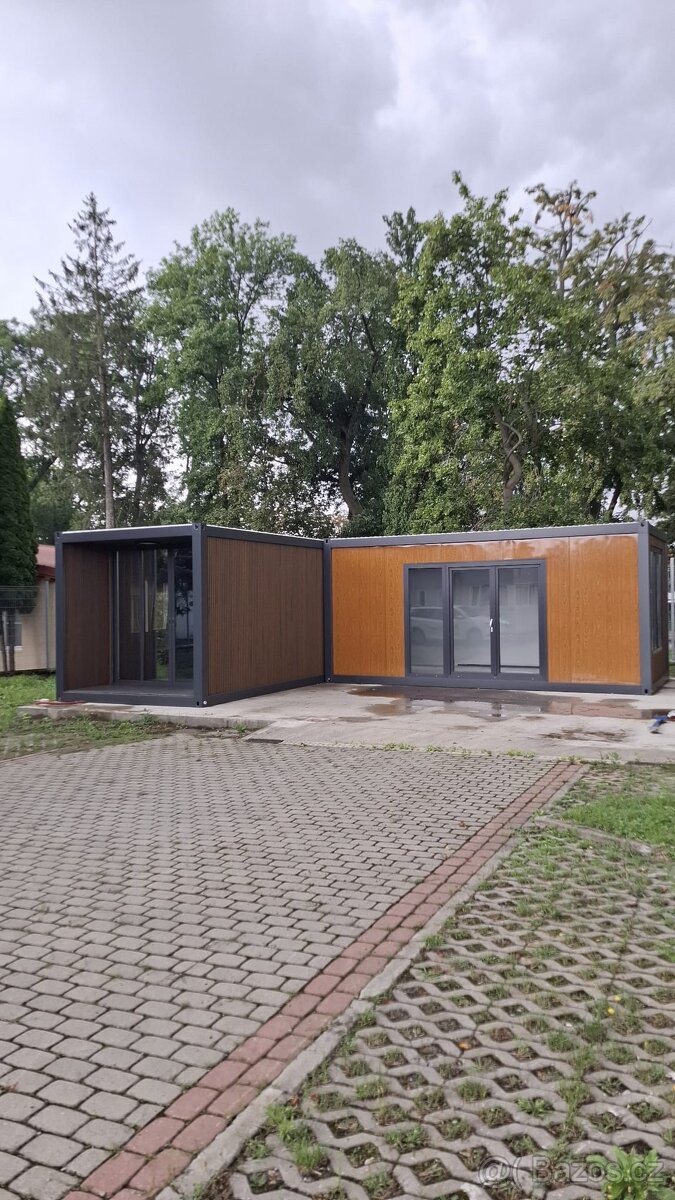 Sestava z obytných kontejnerů - 5