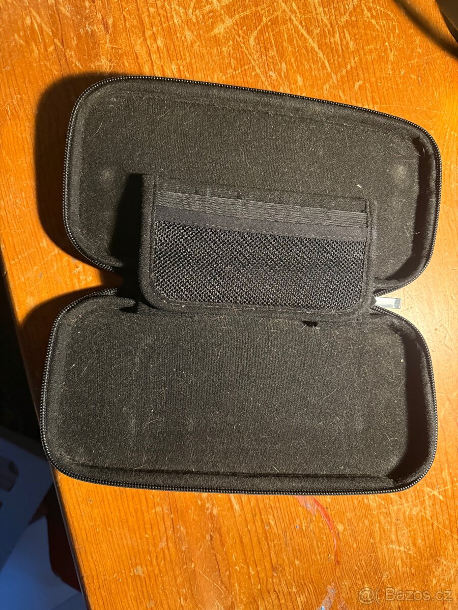 Nintendo Switch V2 - 5