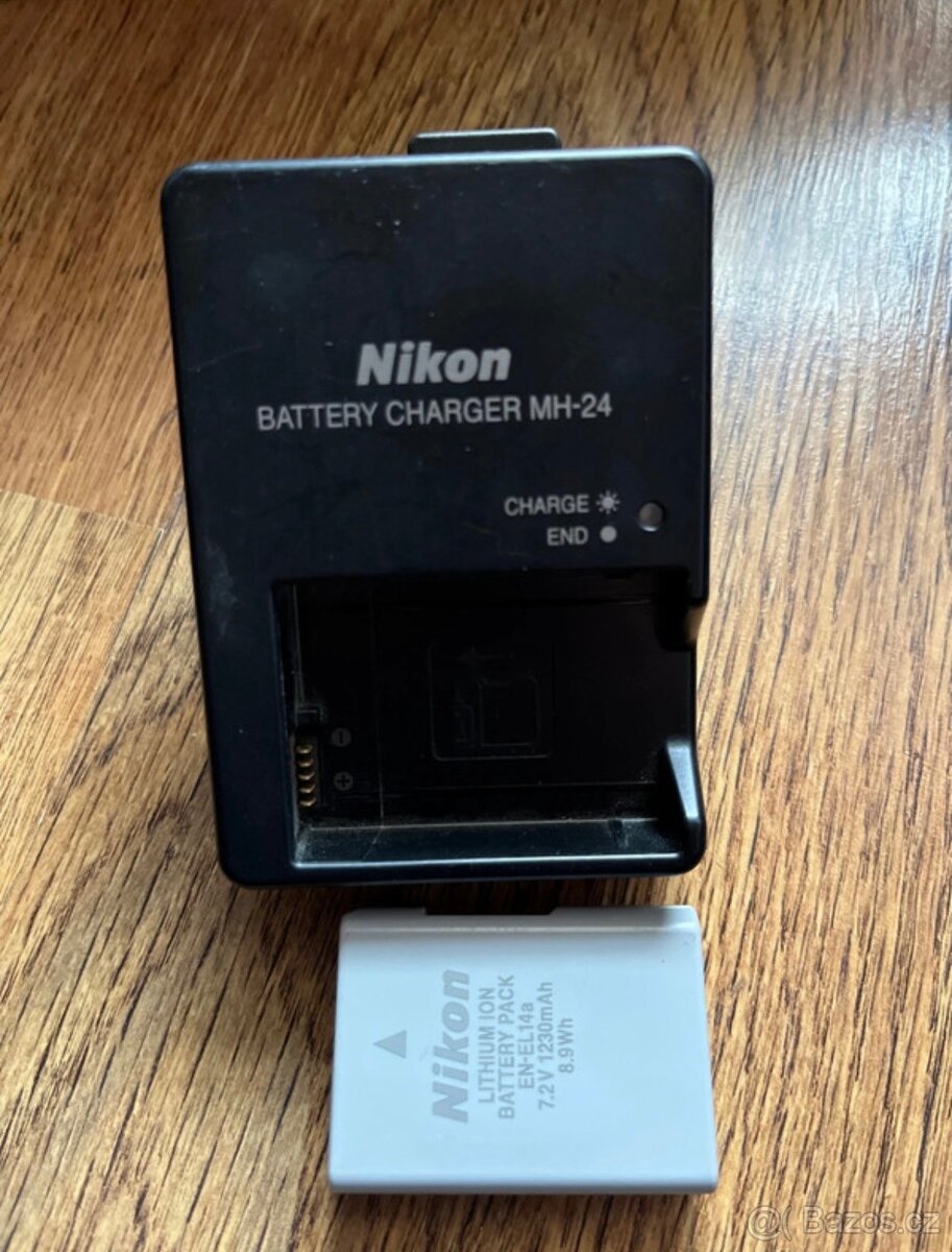 Nikon D3100 a Nikon D3300 - 5